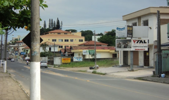 PRÉDIO COMERCIAL, OFICINAS-TUNARÃO